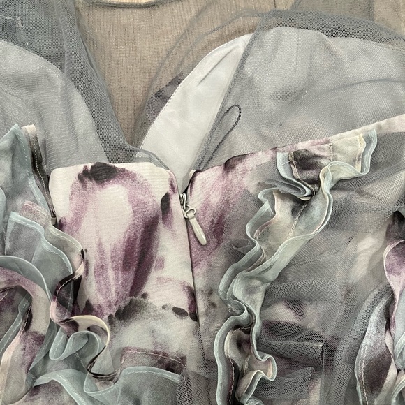 BCBG MaxAzria size 6 dress - Picture 12 of 12